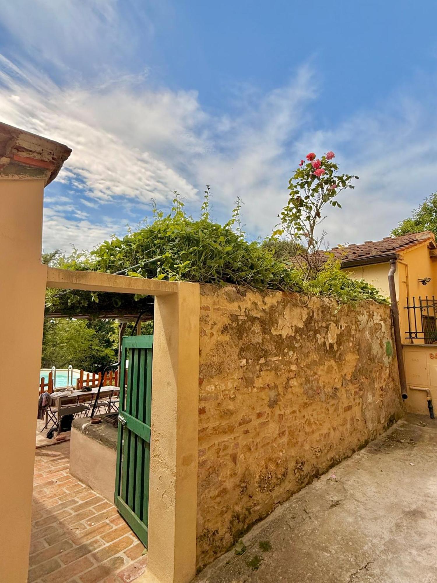 Ciliegia Di Lari - Attico Villa Екстериор снимка